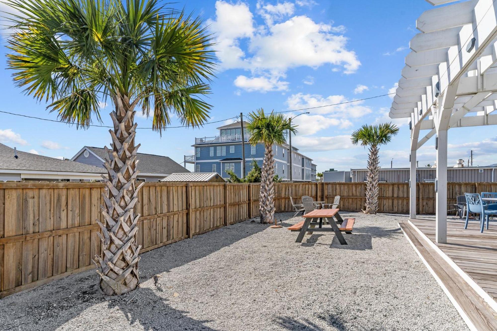 Loggerhead Inn And Suites Surf City Extérieur photo